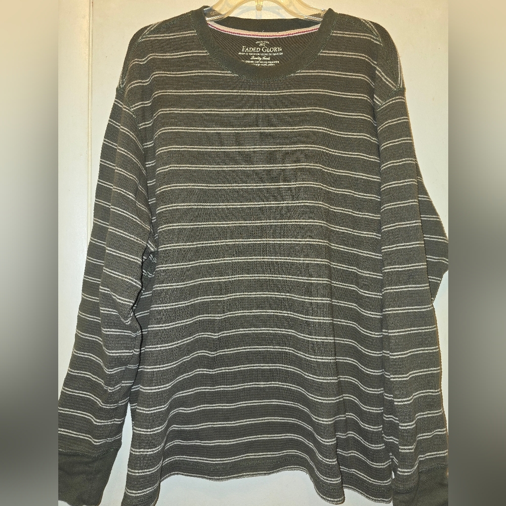 Men’s Long-Sleeve  shirt